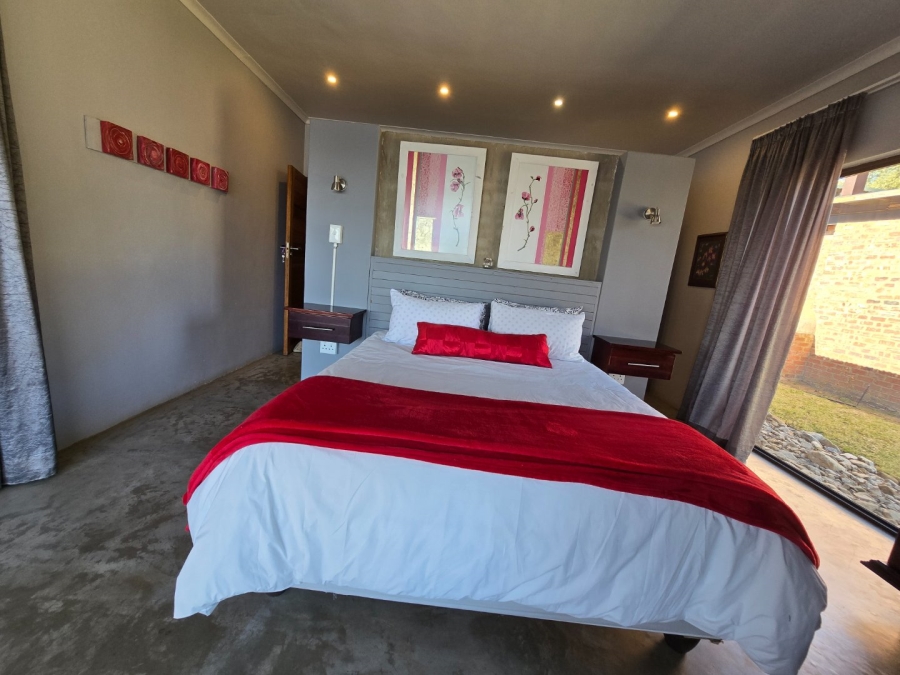 4 Bedroom Property for Sale in Viljoenskroon Rural Free State